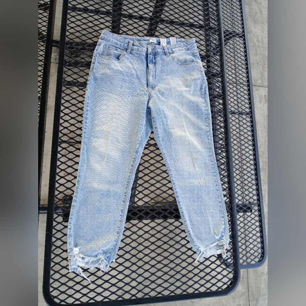Womens Time And Tru Light Blue Jeans Size 16